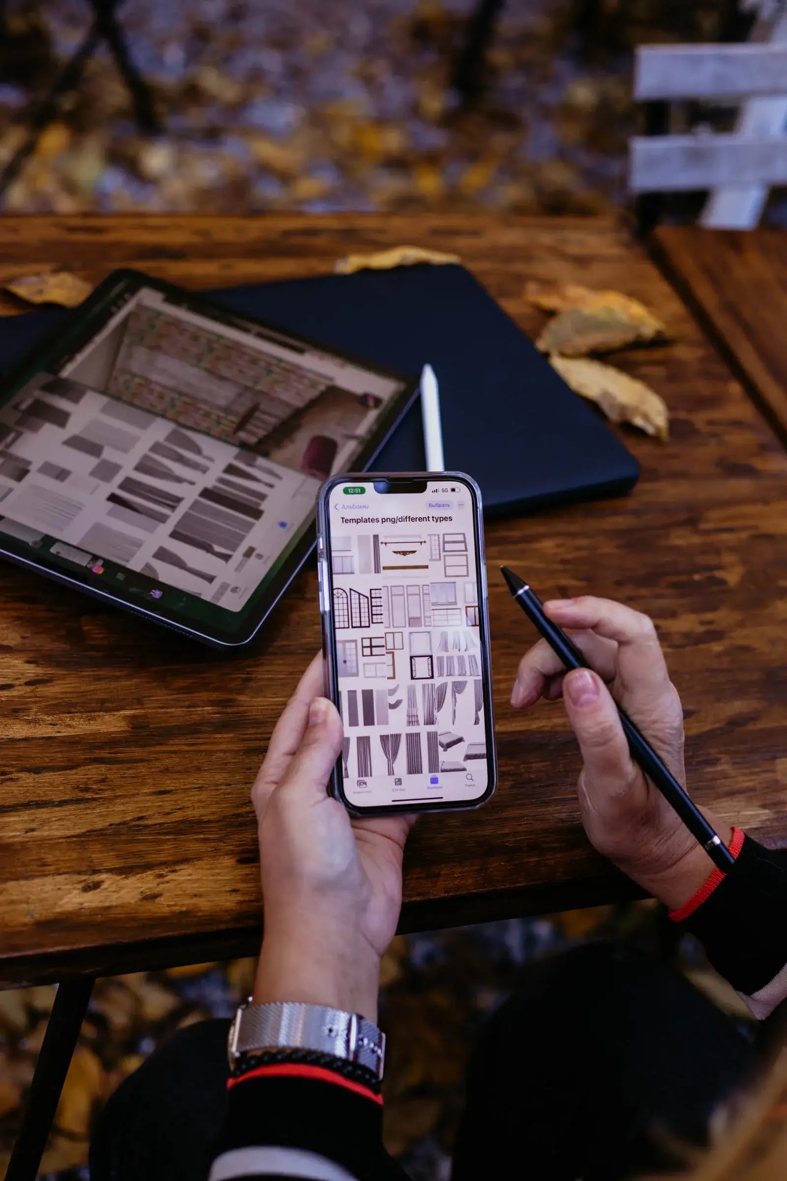 Procreate online courses focused on textile sketch and visualization for interiors